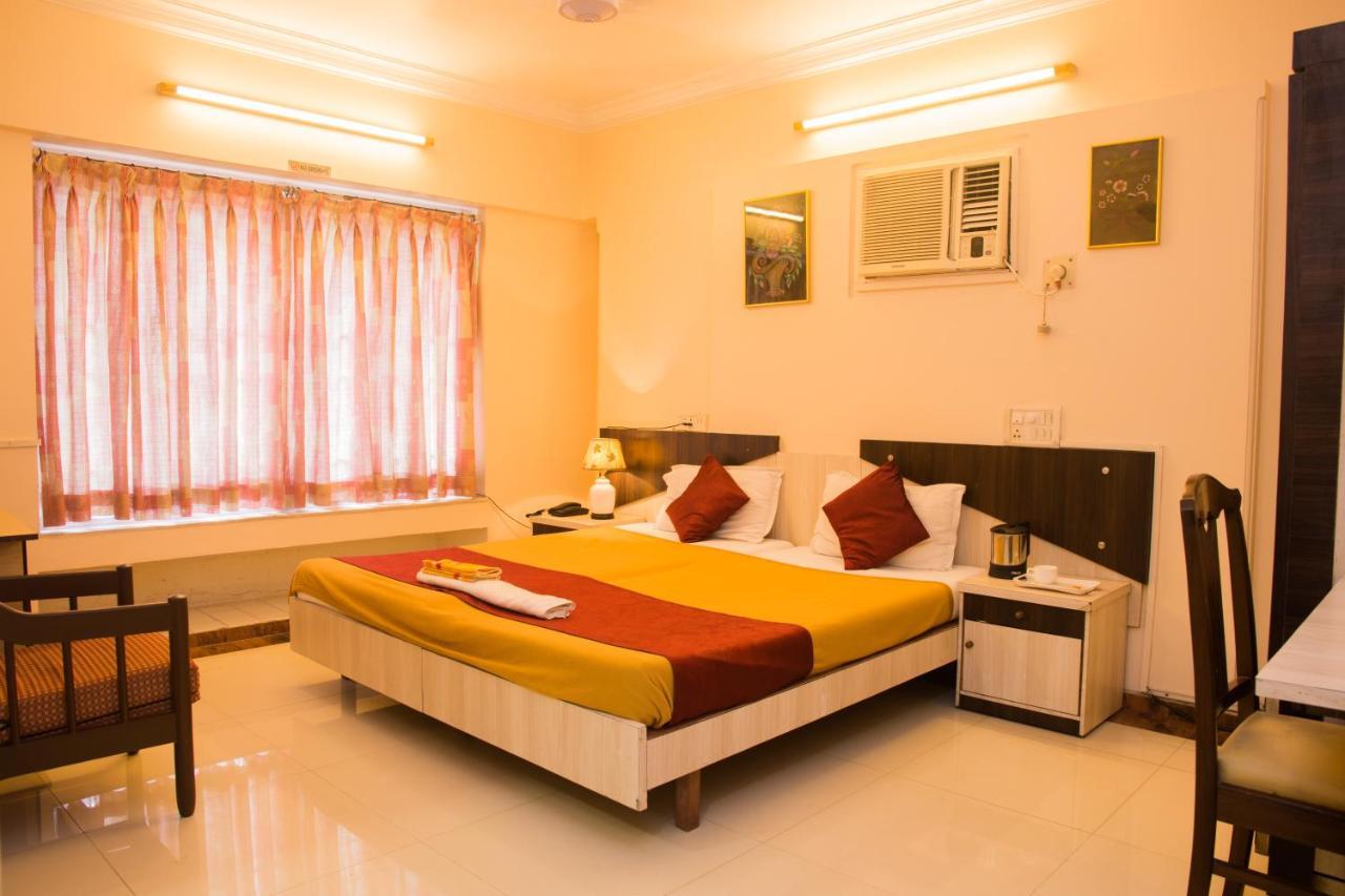 Livewel Serviced Apartments Bombaim Exterior foto